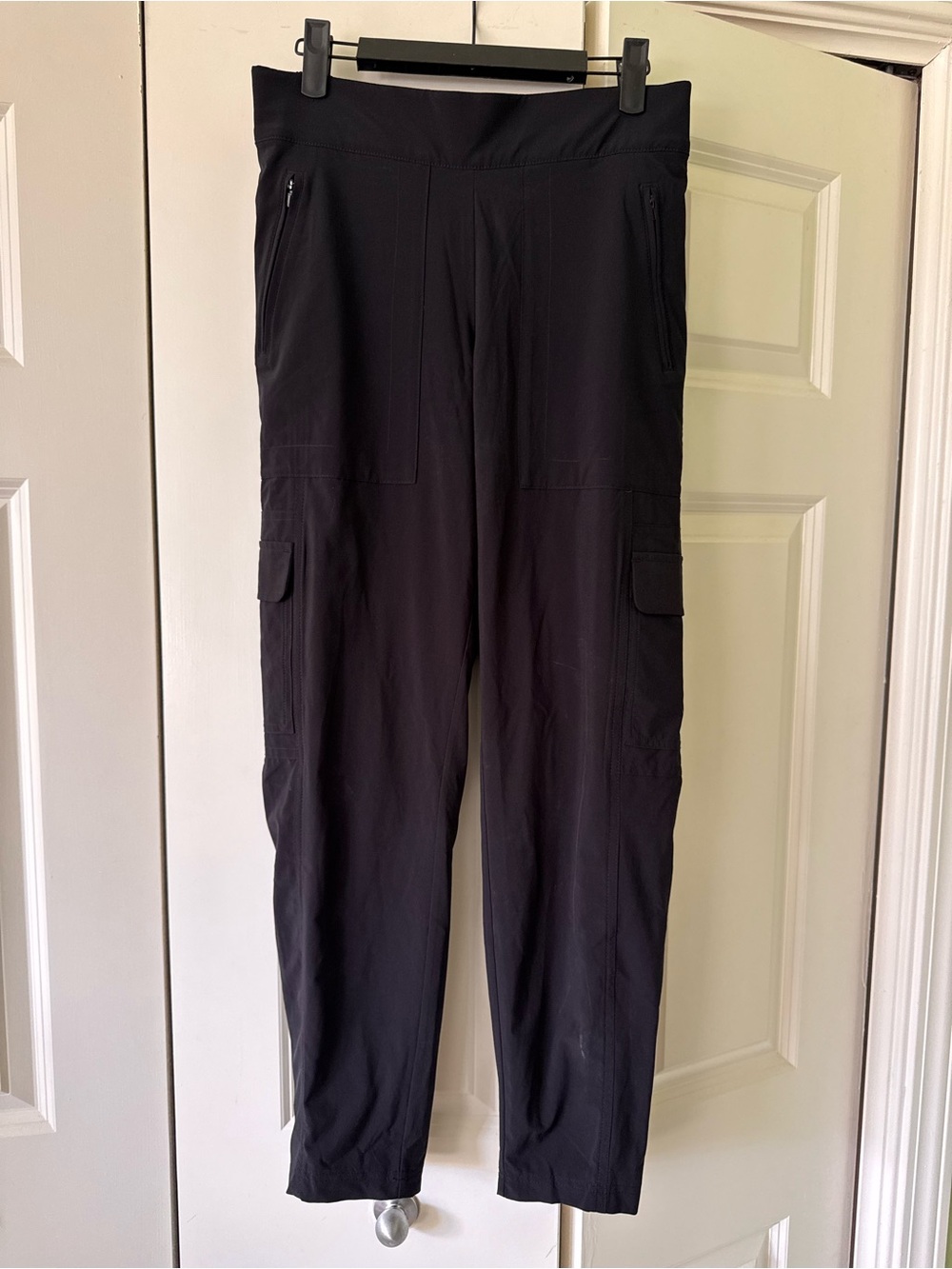 Athleta Black Women’s Cargo Pants with Zip Pockets